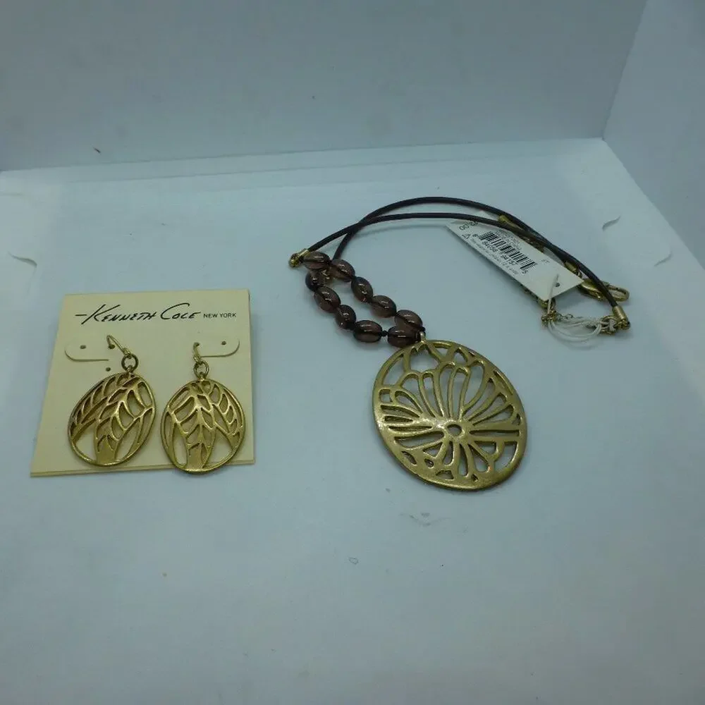 Kenneth cole necklace and earring set gold tone